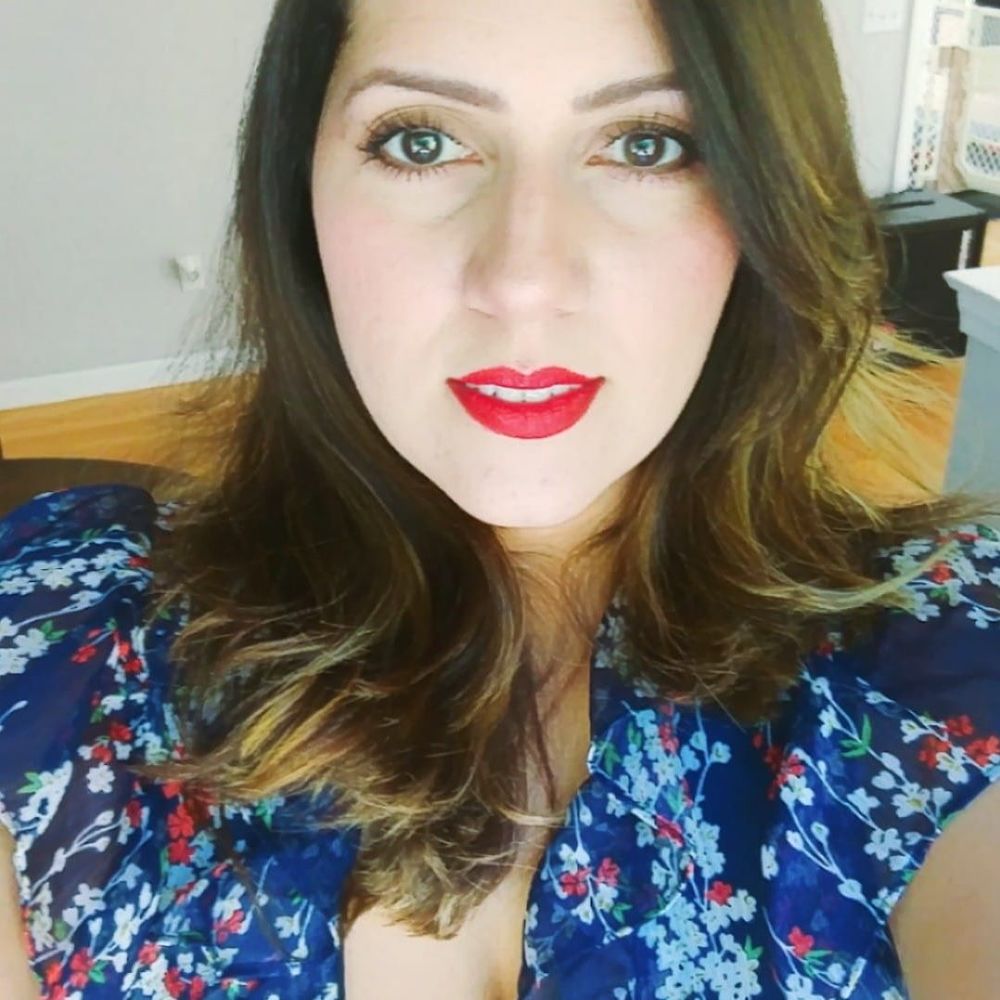 Meet your Posher, Sara